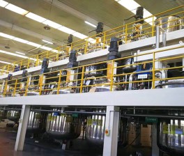 齊魯製藥提煉車間好色视频在线观看裝置
